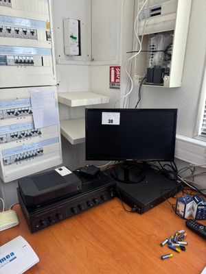 boitier télésurveillance et écran SAMSUNG - 1 amplificateu… - Photo 1