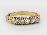 une bague en or et diamants