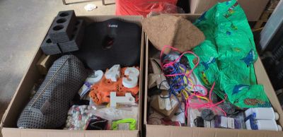 90 / 1 palette de 237 kg de mix (lacets, doublures ron…