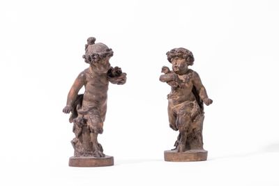 paire de figurines anciennes en bronze représentant des chérubins et des chérubins