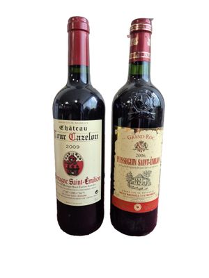 Lot de deux bouteilles comprenant : - Une bouteille de châte…