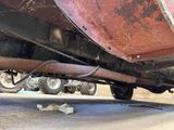 a close up view of the underside of a truck