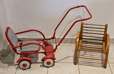 8 / CHP10 / Mobilier de poupée années 50 comprenant : …