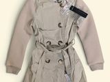 trench coat with hood and belt in khaki color