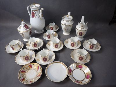 Vieux Paris, service à café en porcelaine comprenant : 2 ver…