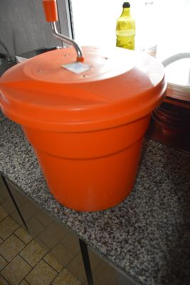 Essoreuse à salade grand modèle, en l'état - Photo 1