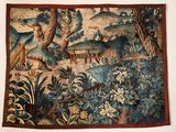 une image d'une tapisserie accrochée au mur d'une pièce