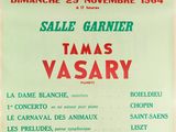 an advertisement for a concert in paris, france for the tour de france