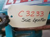a label on the side of a machine that says c3233