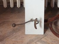 PORTE-MANTEAUX perroquet en bois courbé. (photo 5)