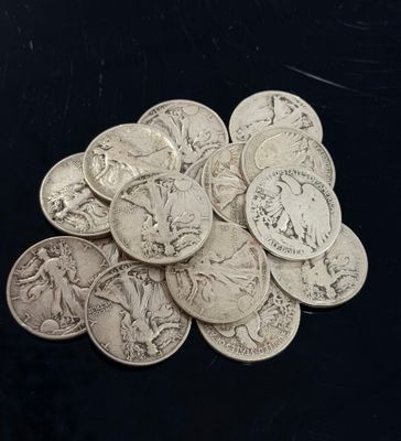 NUMISMATIQUE - ETATS-UNIS. Lot de 16 PIECES half dollar