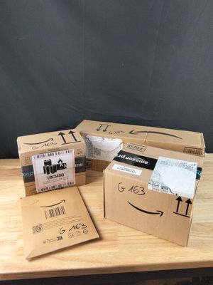 Lot de 4 colis Mystere (Retour Amazon,NPAI, Adresse incomplete, Destoc