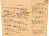deux vieux papiers avec de l'écriture assis l'un à côté de l'autre