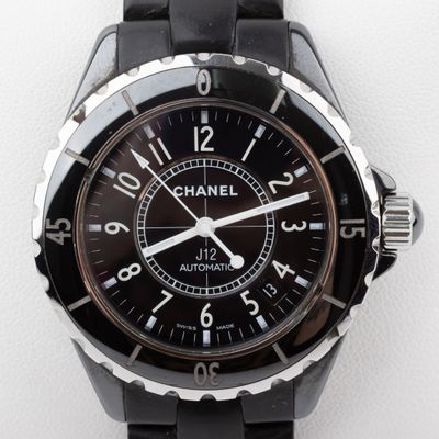 CHANEL J12 Montre homme , boitier 39 mm acier et céramique n…