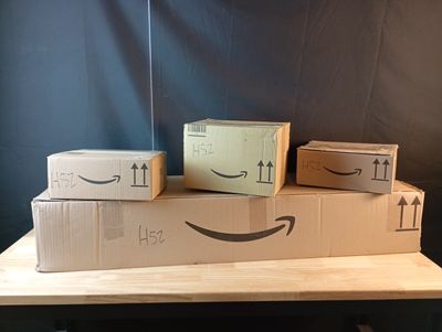 Lot de 4 colis Mystere (Retour Amazon,NPAI, Adresse incomple…