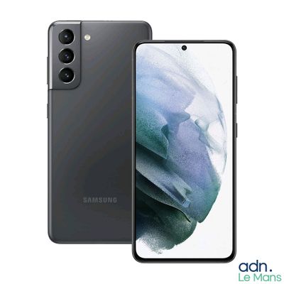 Le Samsung Galaxy S20 est un smartphone doté d'un dos incurvé et d'un module photo incurvé.