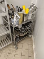 Desserte à roulettes à 3 niveaux