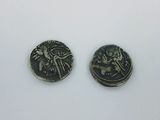 paire de pièces romaines antiques datant de l'époque de l'empereur et de l'empereur