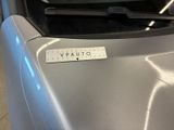 a sticker on the hood of a car that says vpauto