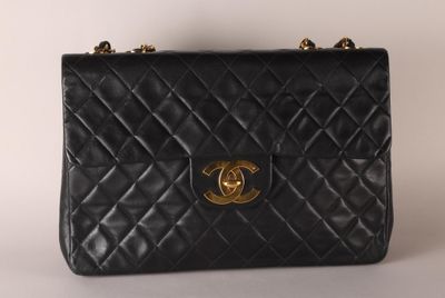 CHANEL, Timeless, grand modèle - Photo 1
