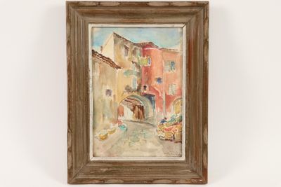 une peinture à l'huile représentant une scène de rue, dans un cadre en bois, accrochée à un mur blanc