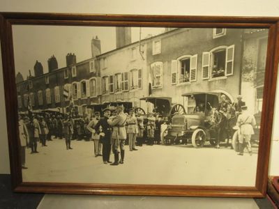 a picture of an old picture of a group of people
