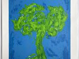tableau représentant un arbre vert sur fond bleu, dans un cadre blanc