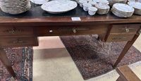 (Lot judiciaire) - BUREAU de style EMPIRE en bois et placage…