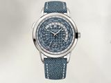 une photo d'une montre avec un bracelet bleu