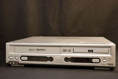 a dvd player that is sitting on a table