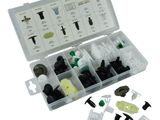une boîte en plastique contenant un assortiment d'outils et de vis