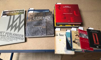 [LIVRES D'ART]. Lot de LIVRES sur l'art et l'architecture co…