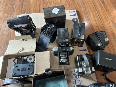Appareil photo Minolta 5000, Brownie Flash, 2 Scoutboy, Appa…