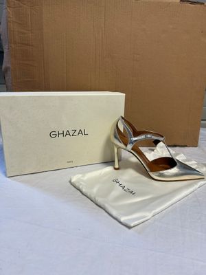 1 Paire de sandales à talons de la marque GHAZAL - modèle Ja…