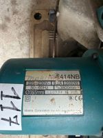 Une scie circulaire MAKITA 2414NB. (photo 2)