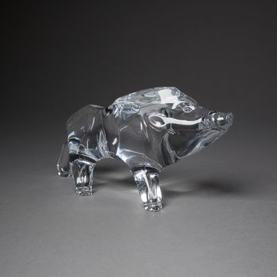 BACCARAT. Sanglier en cristal moulé clair, collection "Zodia…