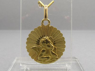 Médaille religieuse en or 18K, 750/1000, poinçon tête d'aigle. Poids 1 - Photo 1