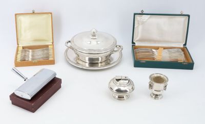 a lot of silver items that are on a table