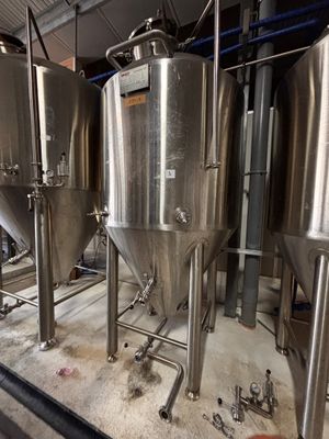 1 cuve à fermentation HEM 1000 L