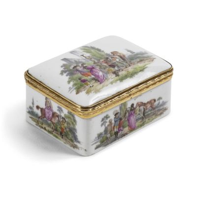une image représentant une boîte en porcelaine ornée d'une peinture