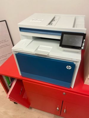Imprimante multifonction couleur de marque HP Color LaserJet… - Photo 1