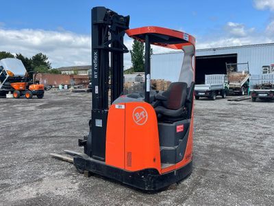 Chariot élévateur à mat rétractable-batterie hs