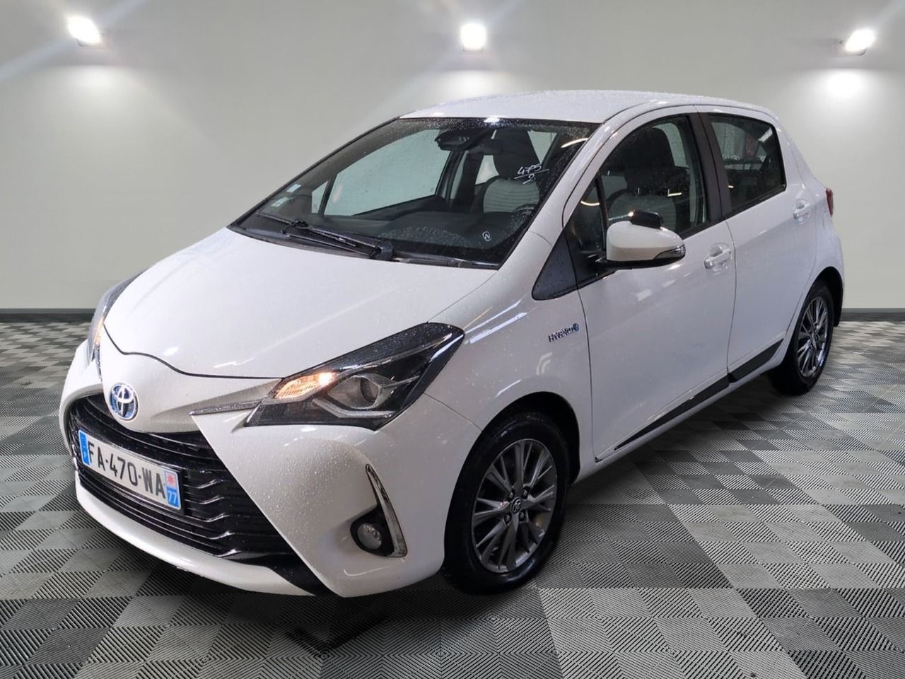 TOYOTA - YARIS HYBRIDE 100H DYNAMIC - EH - Mise en service: …