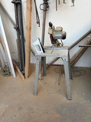 a picture of a workbench with tools on it