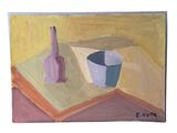 un tableau représentant un vase et une bouteille posés sur une table