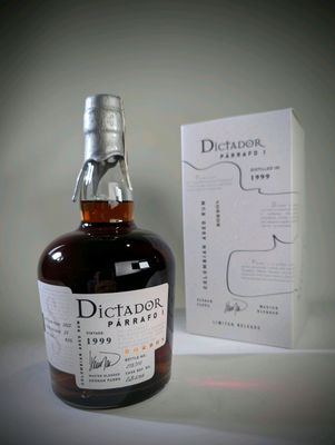 Bouteille Dictador Parrafo 1999 Colombian Ages Borbon. - Photo 1