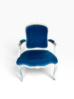 Fauteuil à dossier à la Reine en bois relaqué blanc rechampi…