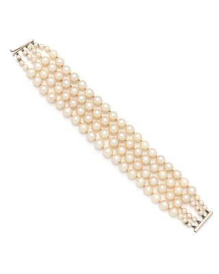 un bracelet en perles avec un fermoir