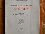 la couverture d'un livre sur un mur de briques avec un mur de briques en arrière-plan