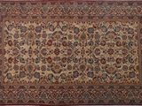 tapis persan ancien à motif floral sur fond beige